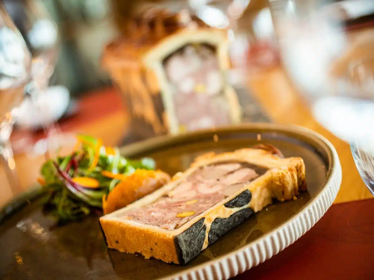 La magie culinaire du pâté en croûte histoire, recettes et astuces 